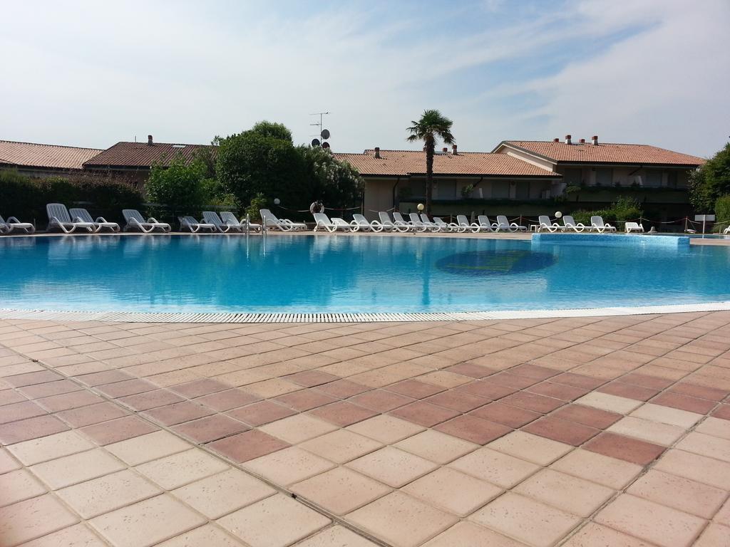 Lago Residence Desenzano del Garda Bilik gambar